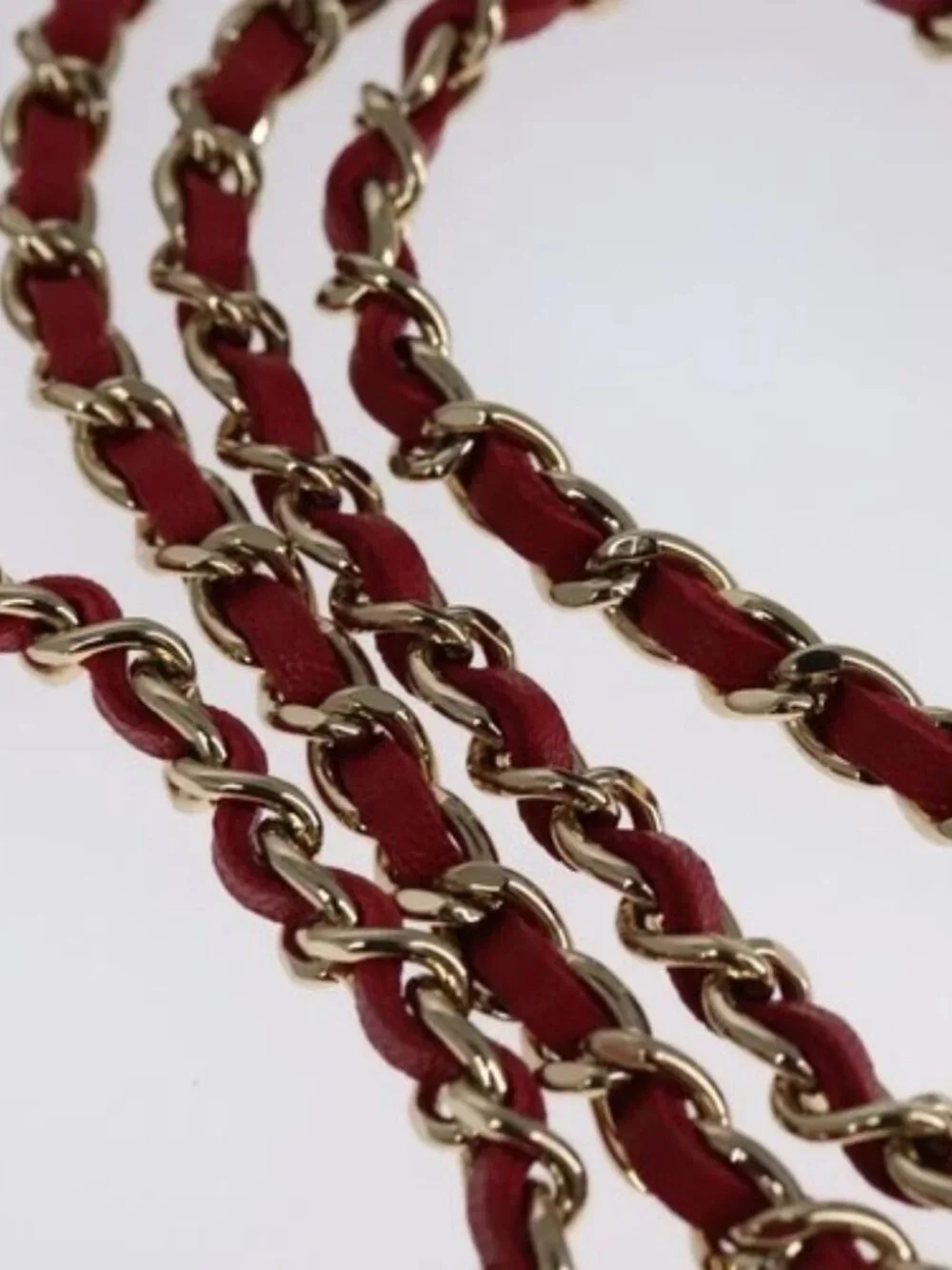 CHANEL Small Box Matelasse Chain Pouch Lamb Skin Red CC Auth 108916AV